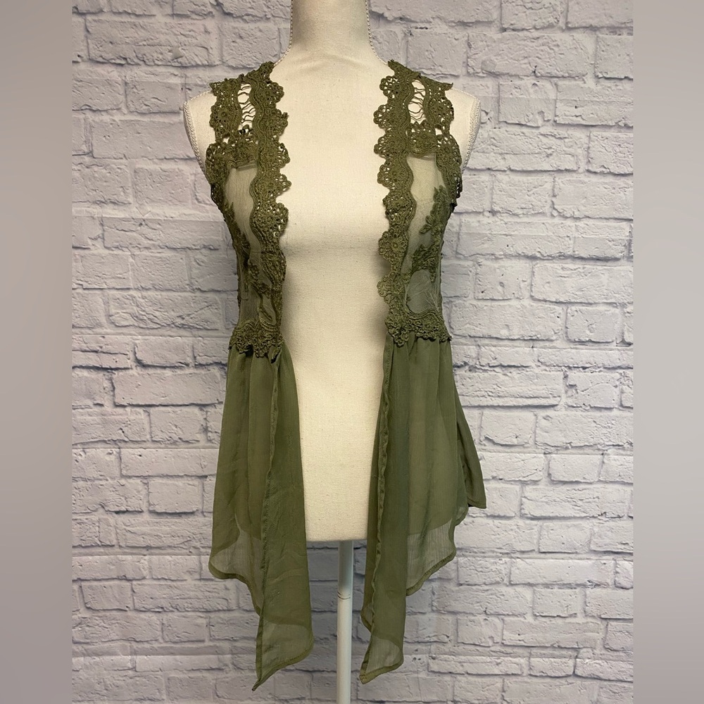 Self Esteem Juniors Olive Green Lace Open Front Vest Size Small